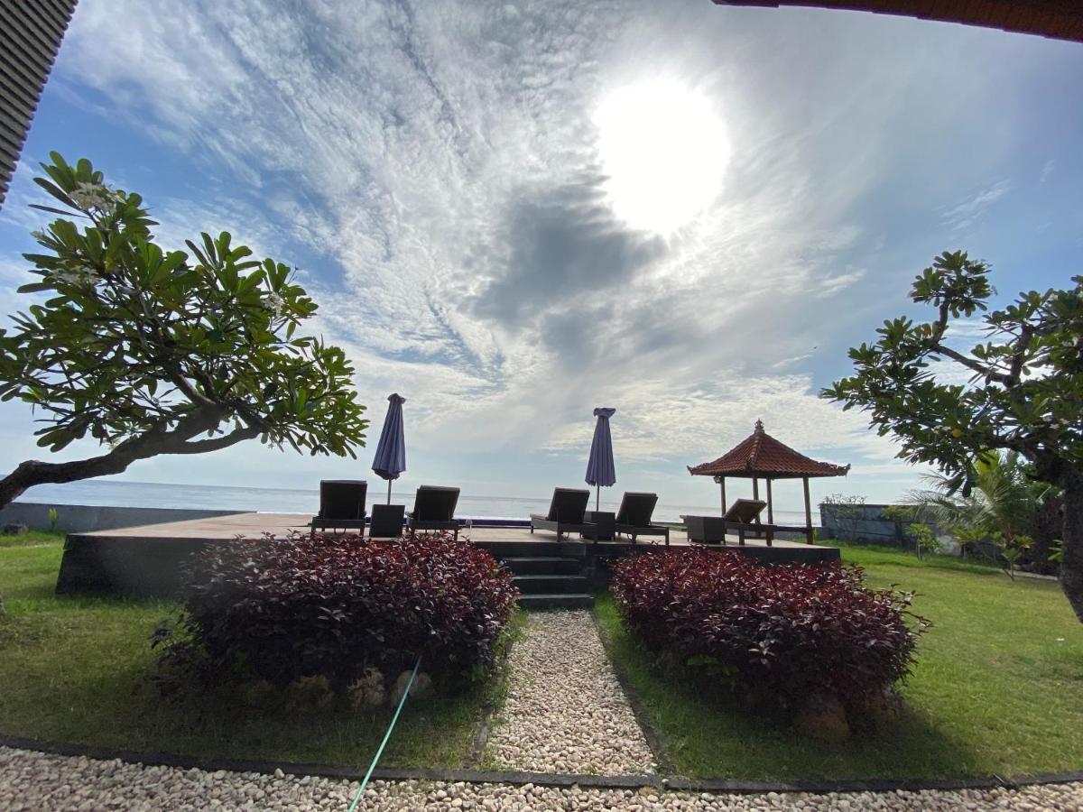 Cave Beach Bungalow Semaya Eksteriør bilde